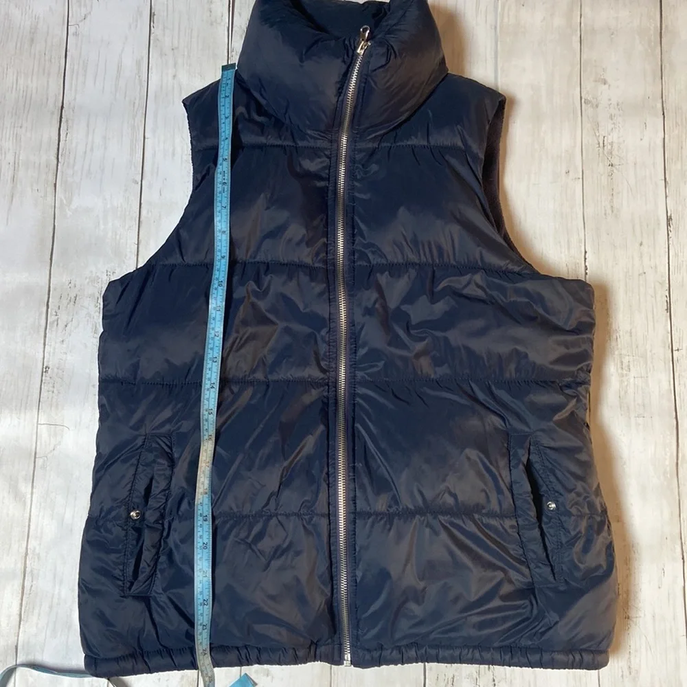 Old Navy vest‎